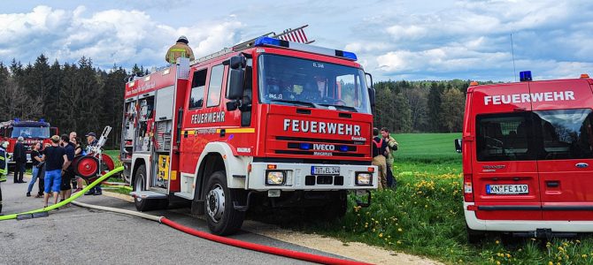 Kreisübergreifende Einsatzübung der Freiwilligen Feuerwehren Eigeltingen und Emmingen-Liptingen